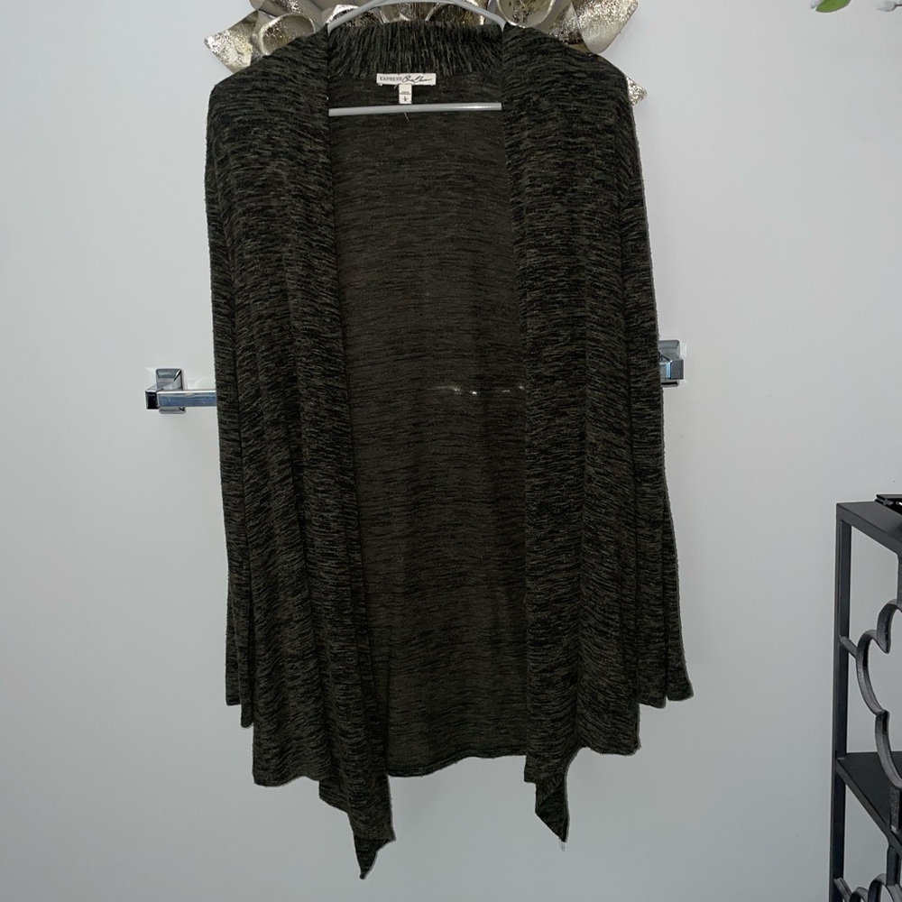 Women's Black and Green Open Front Sweater
